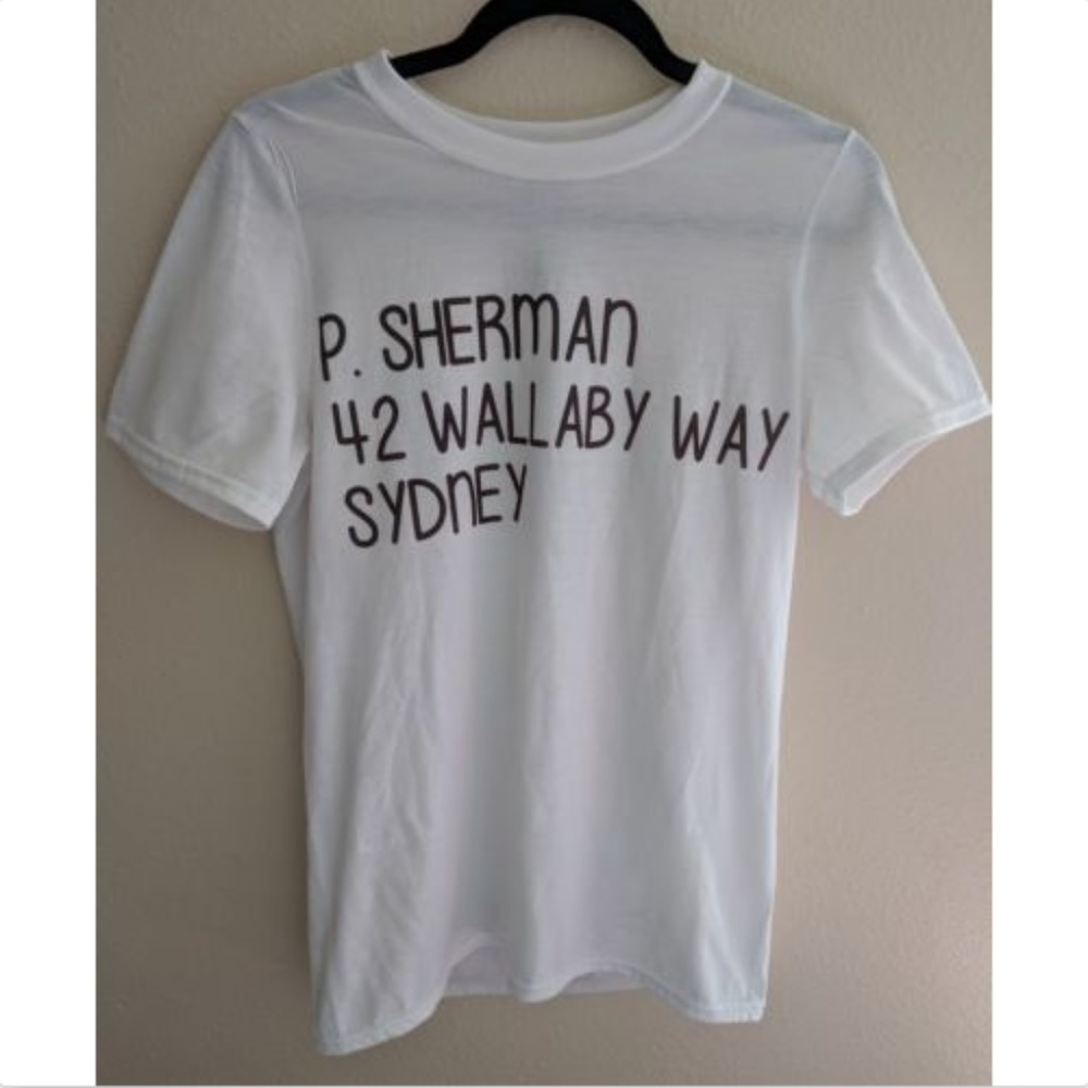 P Sherman 42 Wallaby Way Sydney T-Shirt sz Small